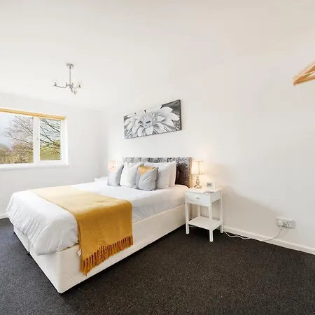 Apartment 3 Bed City Centre House Free Parking