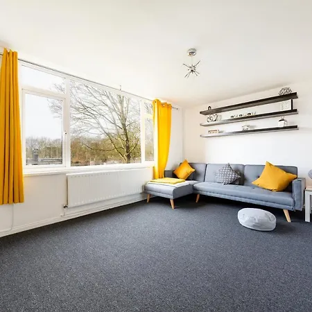 3 Bed City Centre House Free Parking * Bristol